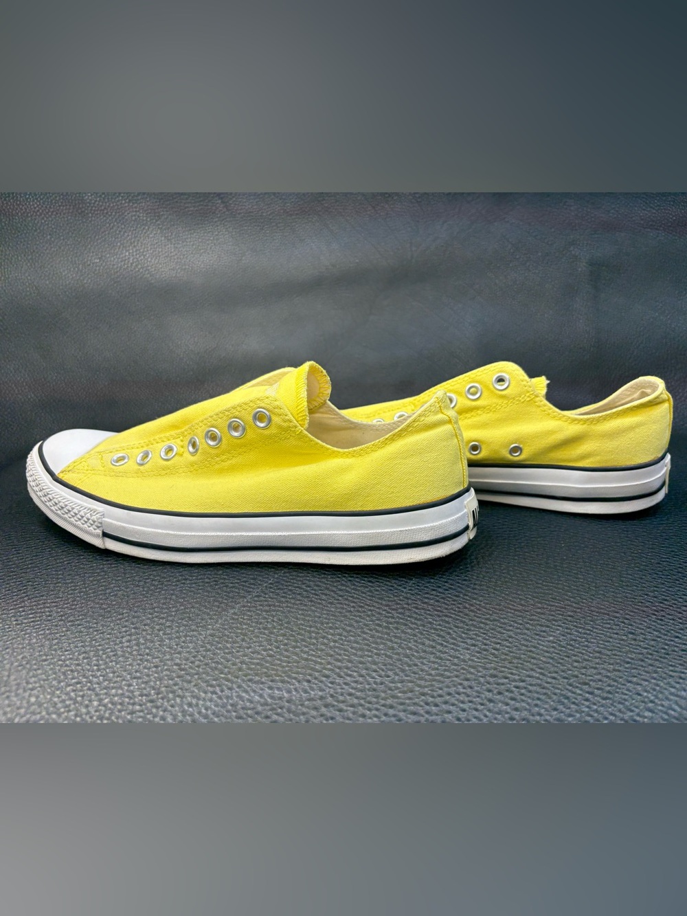 Converse Yellow Canvas Slip-On Sneakers US 9.5 EU 43